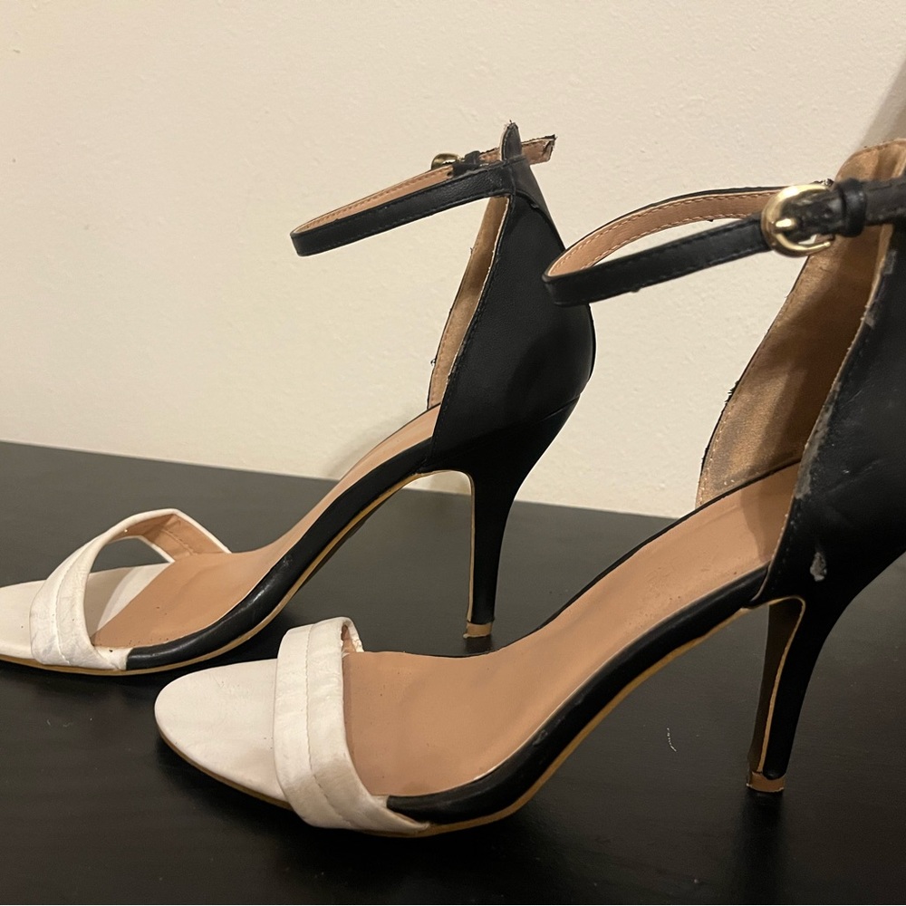 Strappy black and white leather heels size 9